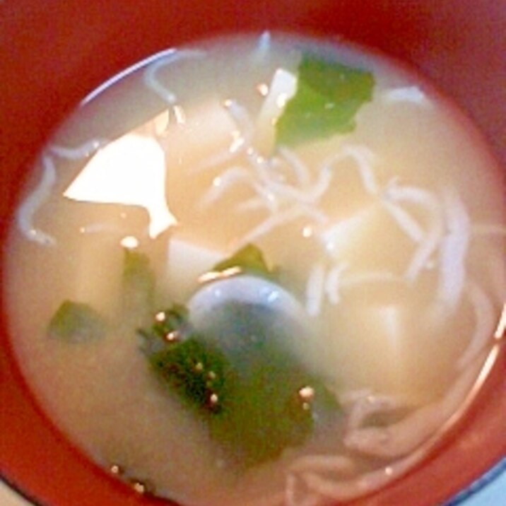 豆腐としらすの味噌汁 レシピ 作り方 By ジョンとポーク 楽天レシピ 豆腐としらすの味噌汁 レシピ 作り方 By ジョンとポーク 楽天レシピ